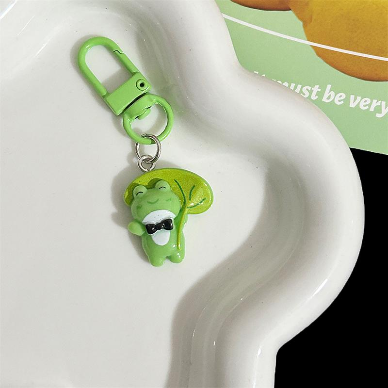 Mini Lonely Frog Keychain Off Single Cheats Funny Cartoon Pendant Girlfriend Gift Trumpet Ornament