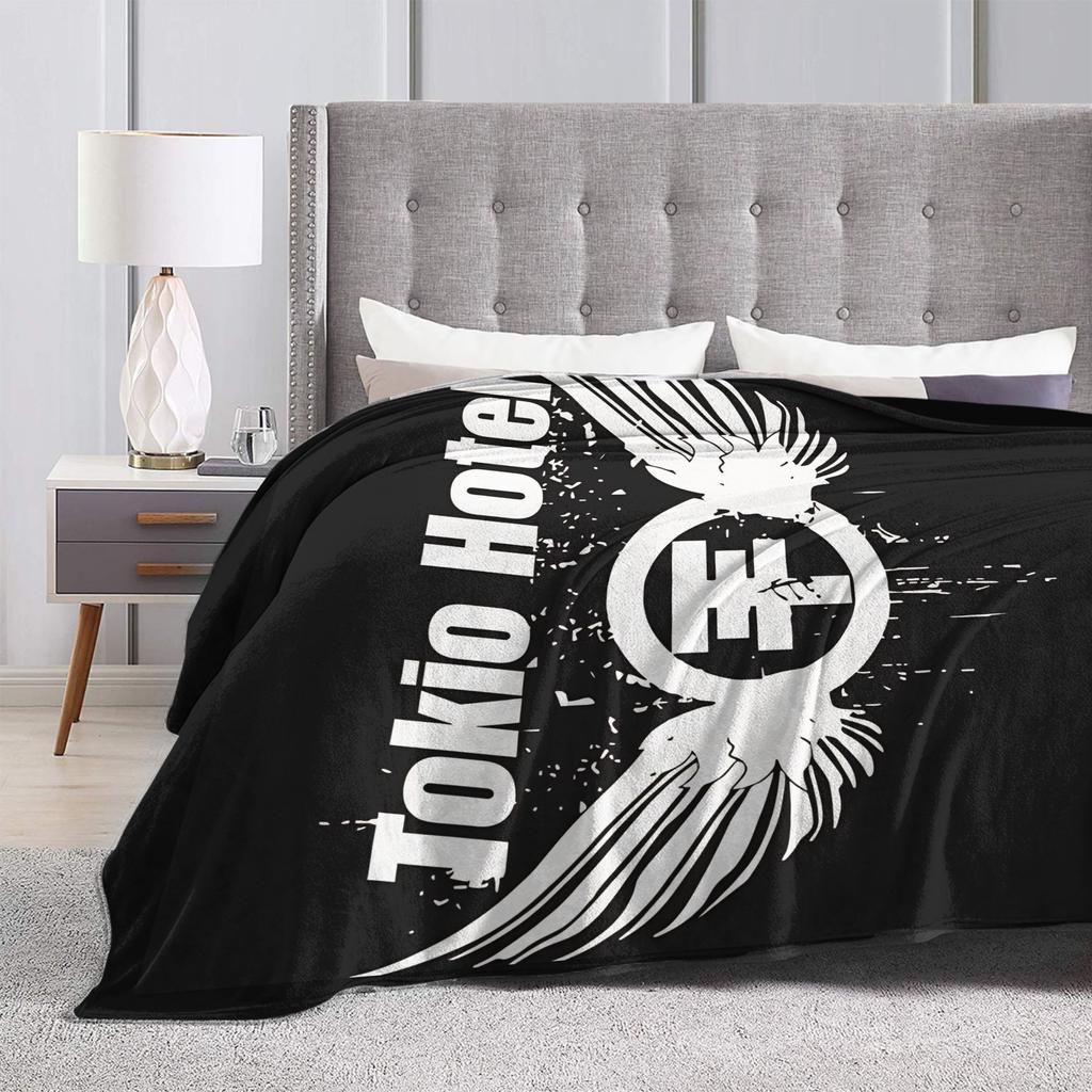 Tom Kaulitz Bill Kaulitz Flannel Blanket Soft Throw Blanket for Outdoor Airplane Travel Street Trend Bedspread Sofa Bed Cover
