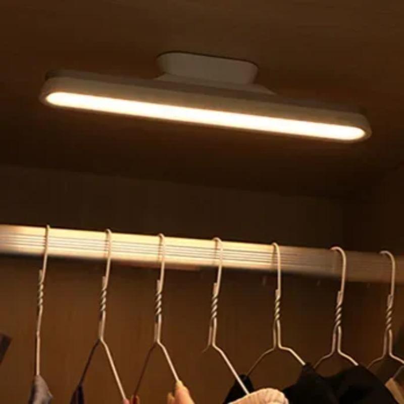 Magnetic Induction Infinite Dimming Reading Desk Lamp with Long-Lasting Battery Life Portable and Adjustable Reading Light