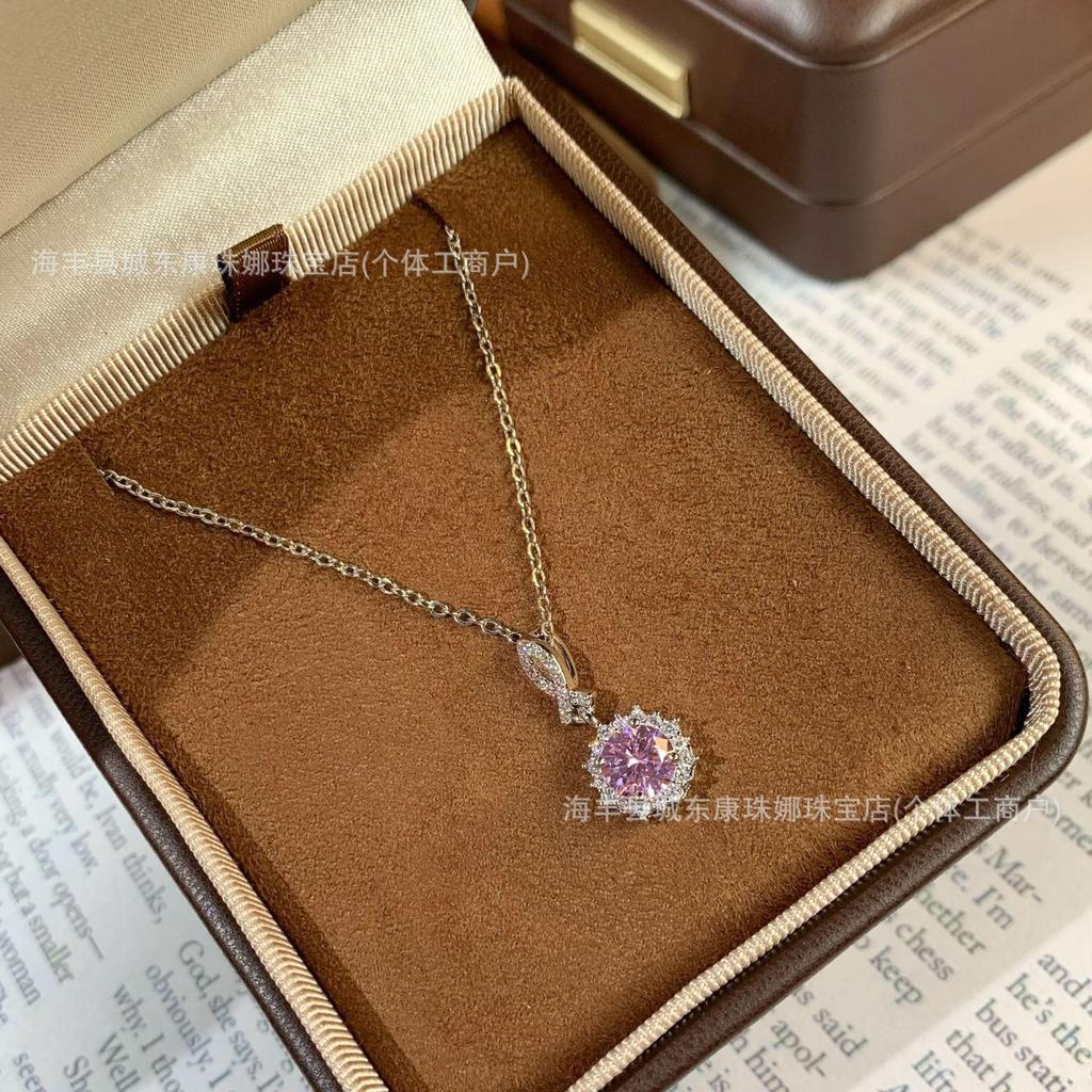 Sunflower Full Diamond Zircon Pendant for Women, Light Luxury, High Grade, Imitation of Moissanite Pendant Necklace, Fashion Jewelry
