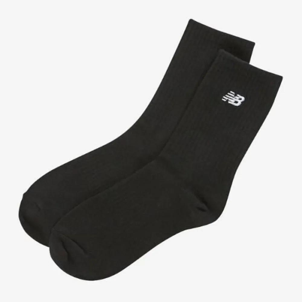 [New Balance] Women s Embroidered Logo Long Socks NBGEDAB215-19 (40866374A) 240