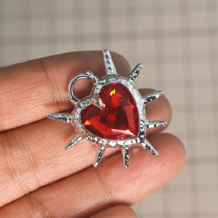 Heart Pendant for Earrings Necklace Sparkling Rhinestones Detailing Alloy Craftsmanship For Special Occasions