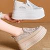 Hochwertige Spitze Blume Damen Sportschuhe mit dicker Sohle und Netzoberfläche Sommerstil Atmungsaktiv Freizeit Schuhe zur Höhensteigerung