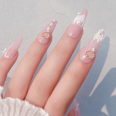 2 st Nageldekorationer Utsökt Form Färgbeständig Zirkon Kärlekshjärta Rosett-typ DIY Manikyr Ornament Födelsedagspresent