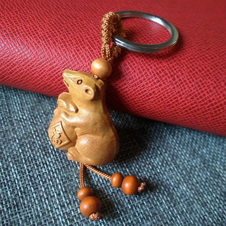 The Twelve Zodiac Keychains, Skillfully Carved from Mahogany, Are Exquisite Three-dimensional Gifts and Popular Sellers At Night Markets.