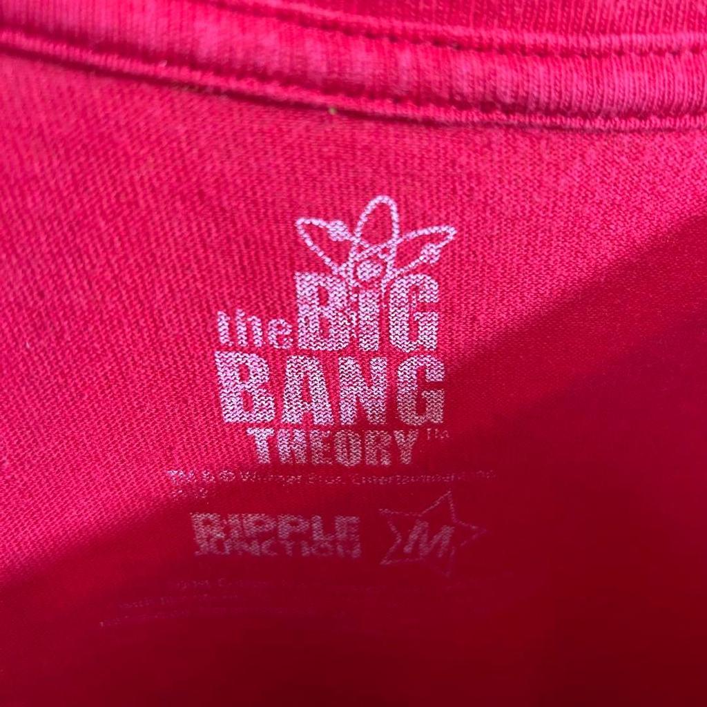 [USED] The Big Bang Theory T-Shirt, Size M, Red, Sheldon Bazinga, Foreign Drama