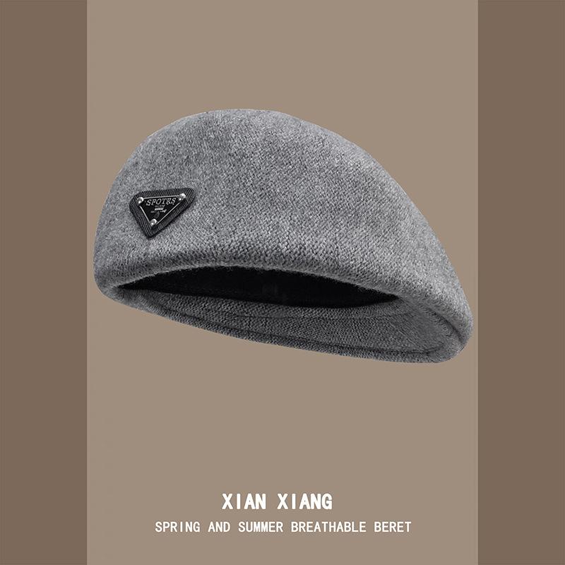 Triangle Mark Reverse Wearing Beret Women's Autumn and Winter Black Big Head Circumference Forward Hat British Face Small Painter Hat