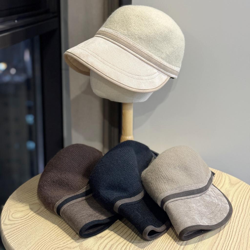 New Hepburn Style Woolen Fisherman's Hat for Women in Spring and Autumn Wide Brim Small Face Versatile Peaked Cap