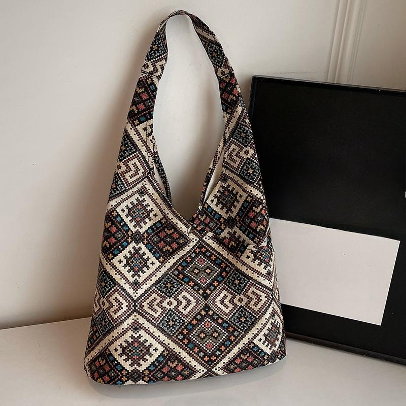 Large-capacity Ethnic Commuting Bag, Fashionable Single-shoulder Bag, and Niche Tote Bag for Classes