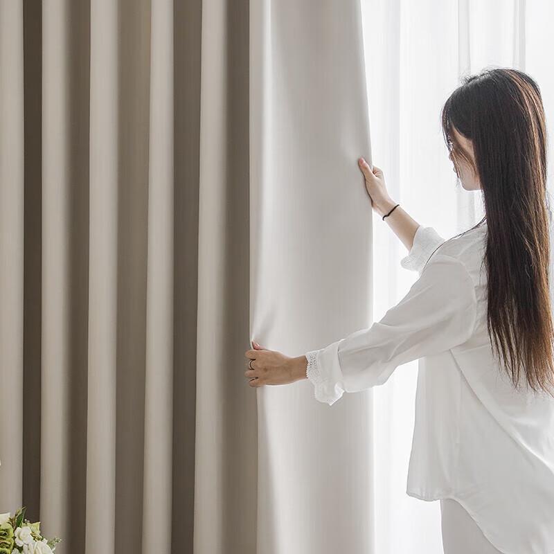Chu Rong Custom Blackout Curtain with Roman Rod Track