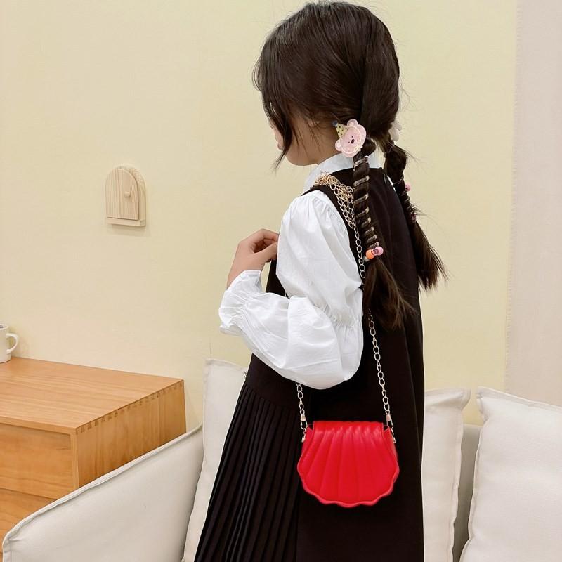 Exquisite Shell Cute Mini Childrens Shoulder Bag With Chain Casual Style