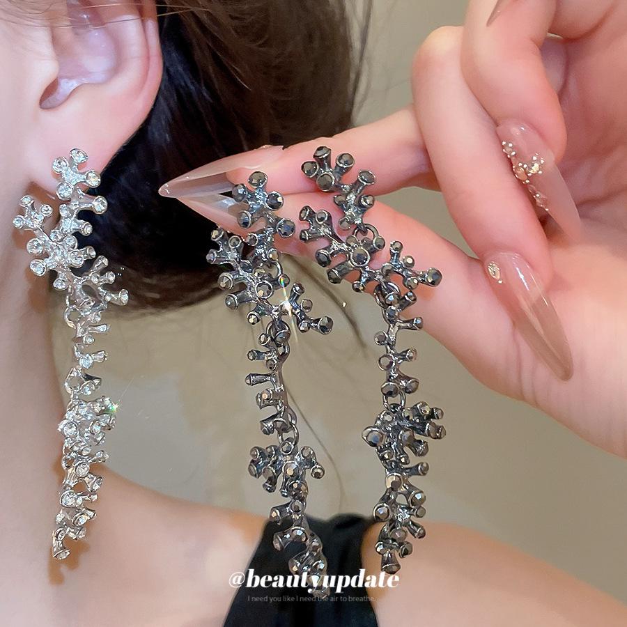 Elegant Silver Rhinestone Tassel Stud Earrings - Geometric Branch Design for a High-End, Unique Style