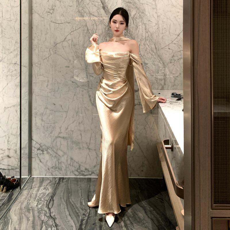 Amber floating light gold tube top engagement dress light luxury bridal toast dress morning robe temperament dress