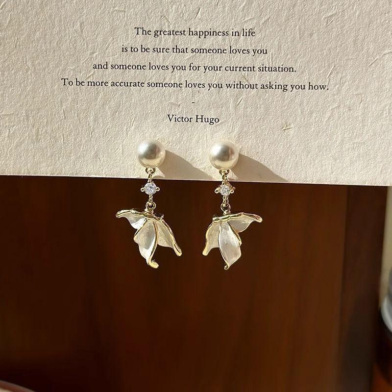 Zircon Geometric Pearl Stud Earrings Autumn and Winter Retro Elegant Earrings Temperament Earrings Women