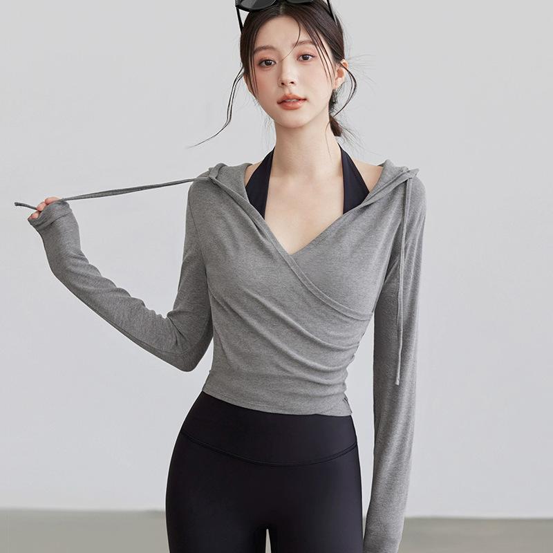 Autumn hooded yoga clothes slim and thin yoga sports tops tight training long sleeves fitness clothes