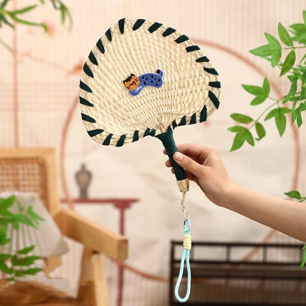 Handmade Straw Woven Fan Cartoon Decorative Fan Portable Handheld Fan  Gift Giving