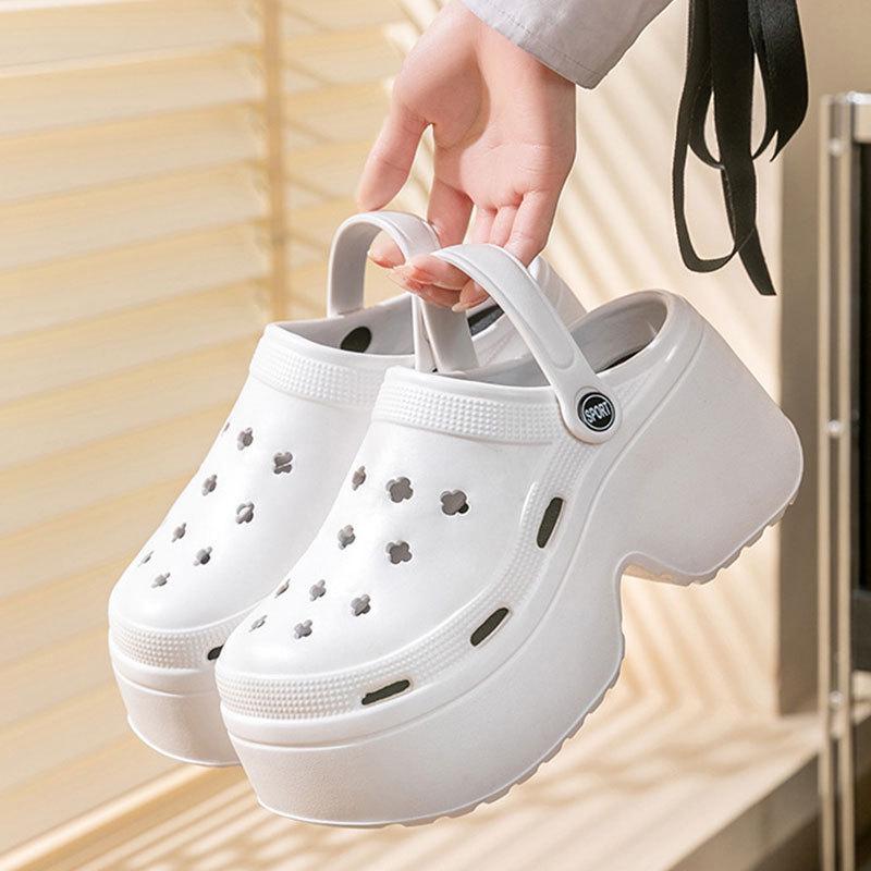 Women's Summer Outdoor Non-Slip EVA Slippers - Thick Sole, Odor-Free, One-Piece Design, Free Shipping