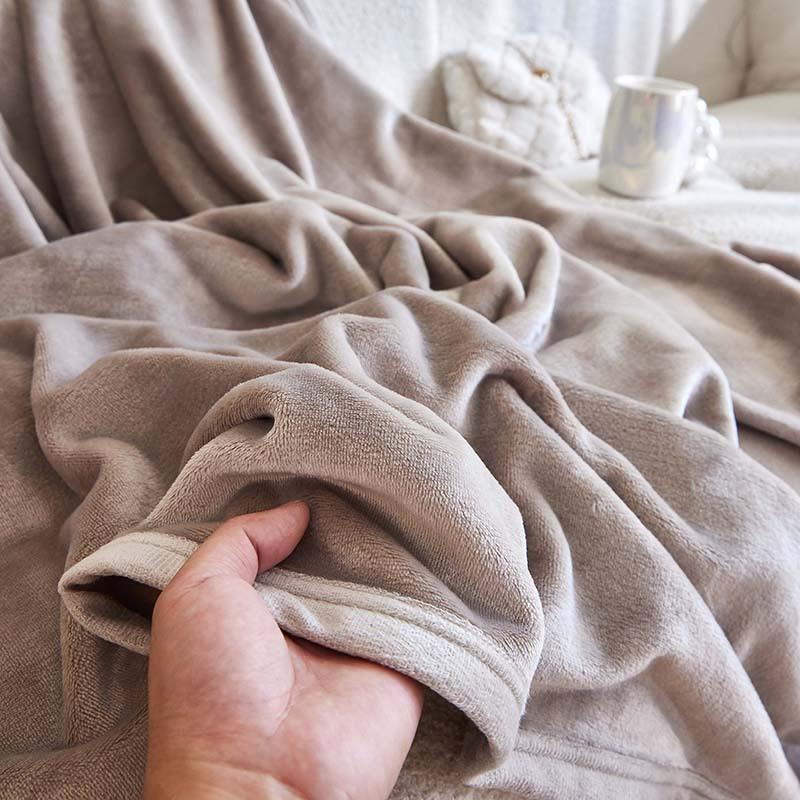 European Solid Color Flannel Blanket Nap Blanket Office Blanket Dormitory Gift Blanket Blanket