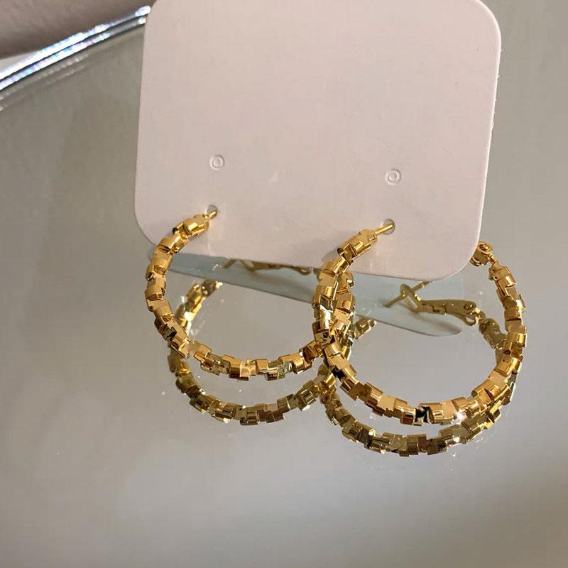 Vintage Metal Heart Stud Earring for Woman 2024 New Trendy Copper Color Geometric Twisted Wave Earring Party Zircon Accessories
