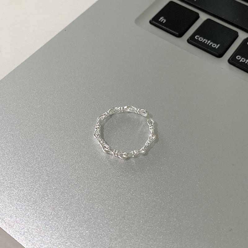 

Korean Artistic Geometric Pearl Ring For Women Adjustable Size Trendy 2023 Summer J2942