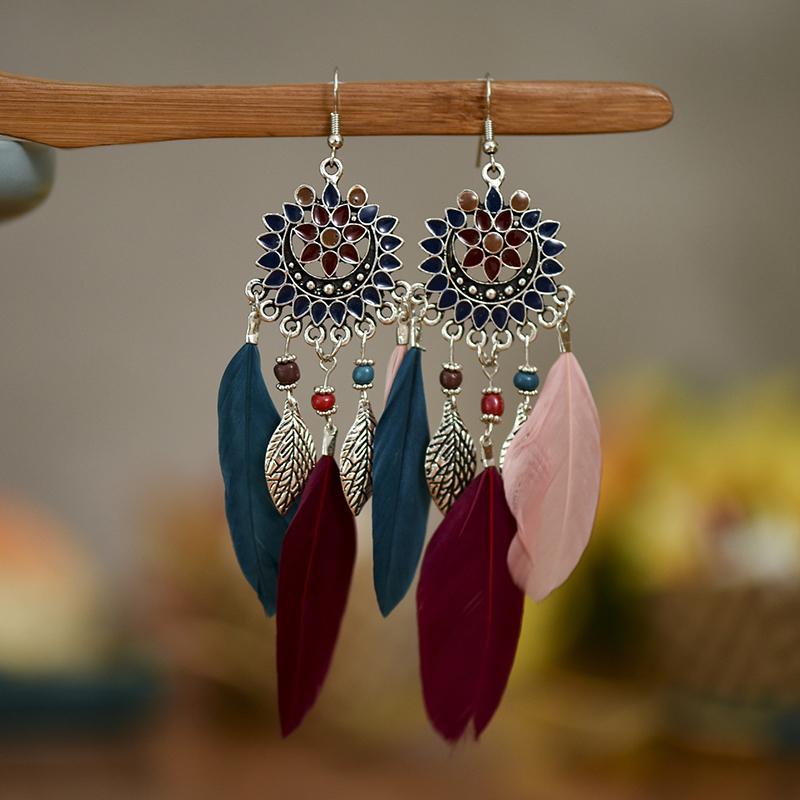 Bohemian Vintage Flower Hollow Geometric Feather Long Earrrings For Women Boho Handmade Bead Leaf Tassel Wedding Jewelry Earings