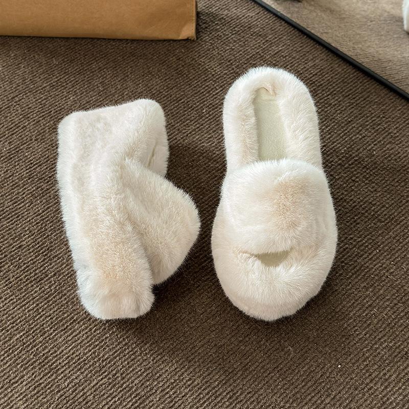 Puszyste kapcie na grubej 12 cm podeszwie damskie do noszenia na zewnątrz 2025 jesień i zima nowe domowe pluszowe bawełniane kapcie damskie z odkrytymi palcami