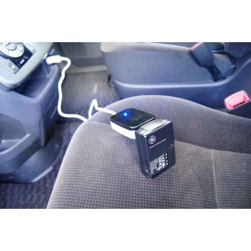 Meltec Car Inverter Mobile Tap 2way (USB & Outlet) DC12V 1 Outlet 30W 2 USB Outlets 2.1A Black Meltec MTU-30K