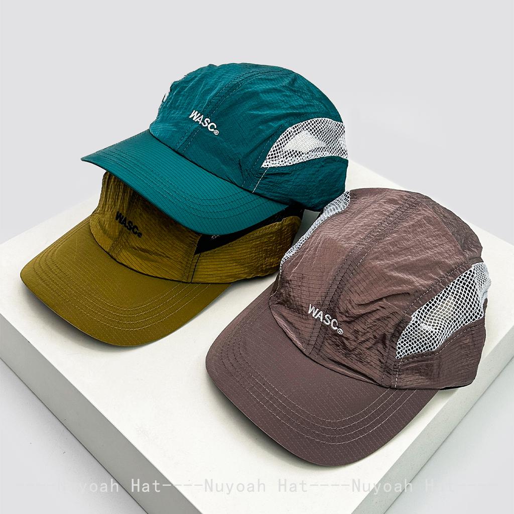 Nuovi Berretti da Baseball Unisex Semplici in Rete con Ricamo di Lettere Parasole di Nicchia Traspiranti Asciugatura Rapida Berretti con Visiera Versatili Moda Ins