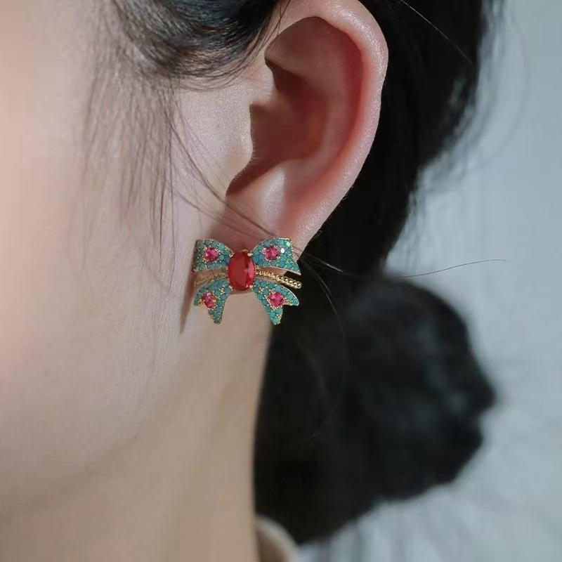 

Retro niche design bow stud earrings women s light luxury high-end new blue versatile earrings ear jewelry