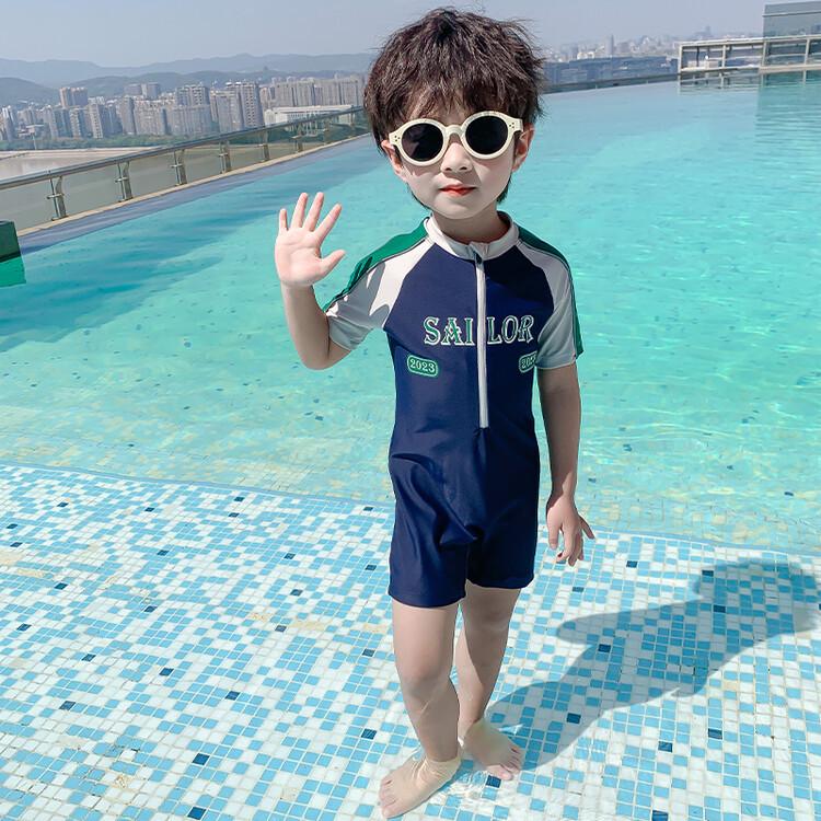 

Детский быстросохнущий слитный купальник с защитой от солнца - Новый летний стиль 2025 года для детей Size 110 (Height ~100cm)