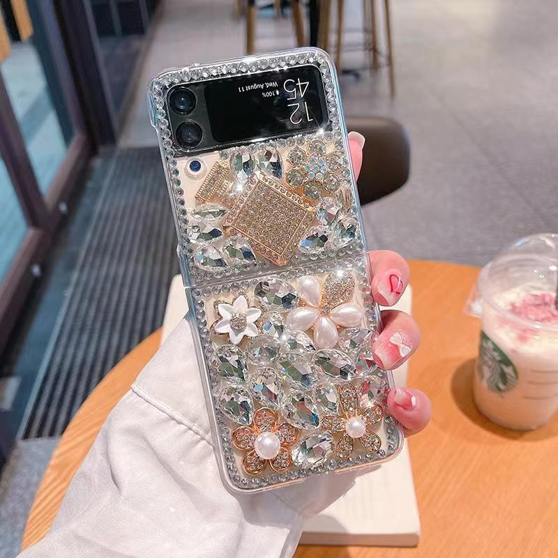 Luxury Bling Diamond Gem Bear Flower Glitter Phone Case For Samsung Galaxy Z Flip 4 5g Z Flip 3 Flip3 Zflip Case Cover