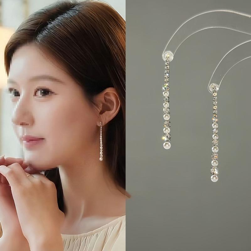 Xu I is dazzling Zhao Lusi Xu Yan same silver needle zircon pearl earrings elegant stud earrings light luxury high-end earrings
