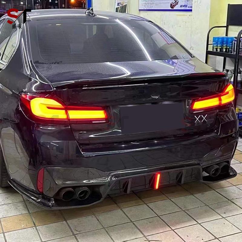 BMW 5 Series G30 G38 F90 Carbon Fiber Rear Lip Diffuser with Lights Body Kit