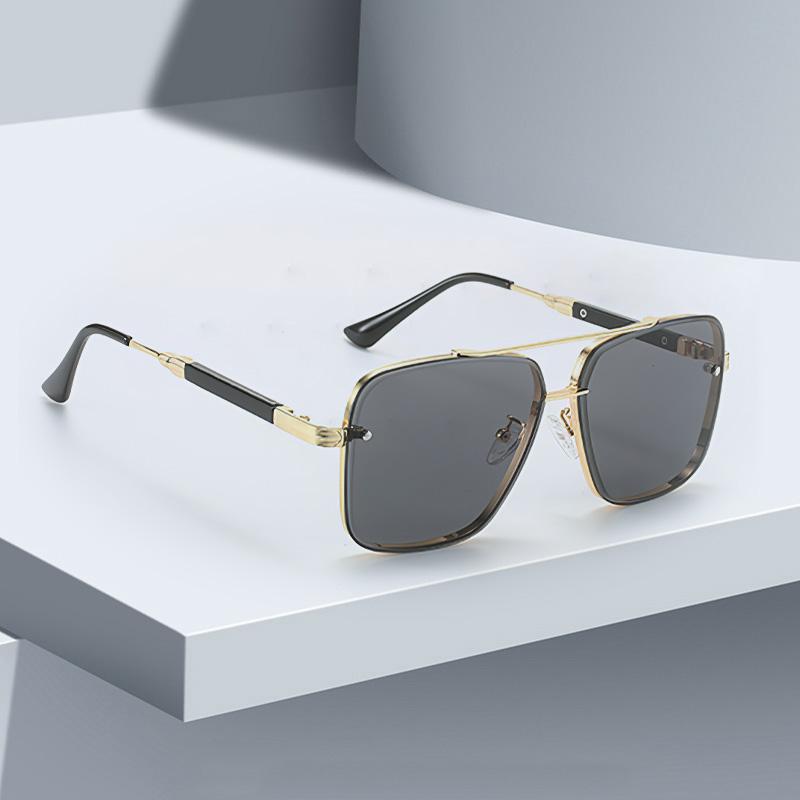 New In Vintage Sunglasses For Women Modern Fashionable Square Golden Edged Purple Gradient Lens Glasses Sun Glasses Gift