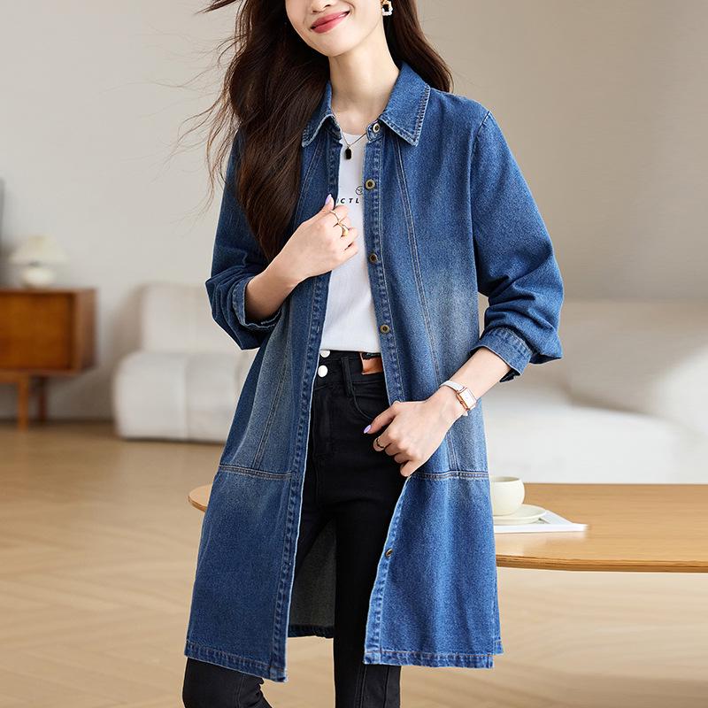 

Женский длинный джинсовый плащ-тренч: Осень 2024 Свободный крой, Прямая линия плеч, Куртка в стиле платья. XXXL (recommended 160-180 jin)