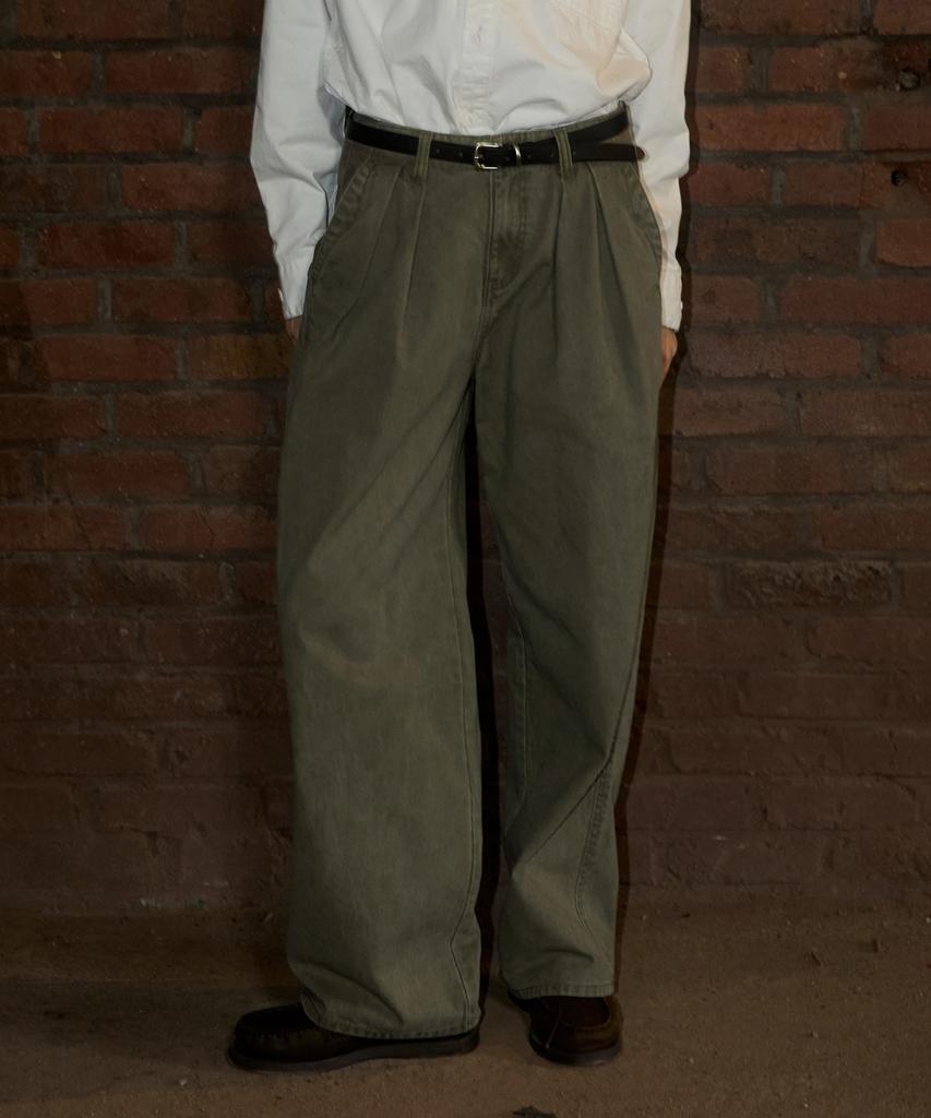 MAGOODGAN Patro 4811 Washed Double-Pleat Wide-Fit Khaki Chino Pants