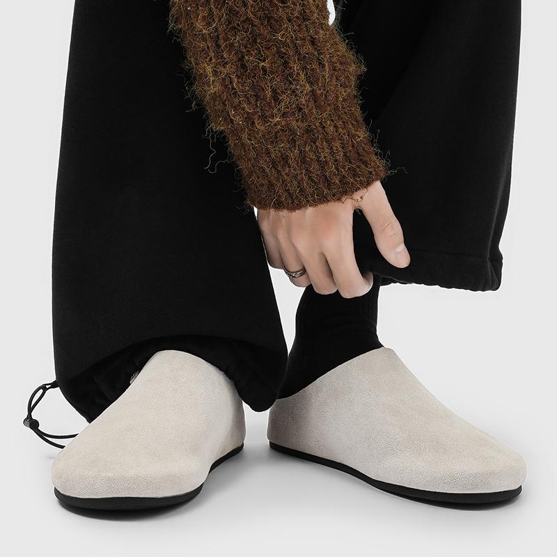 2026 Neue Frühjahrs Herren Hausschuhe Retro Wildleder Bequem Faulenzer Schuhe Knopf Dekor Lässige Indoor Sandalen Für Den Täglichen Gebrauch