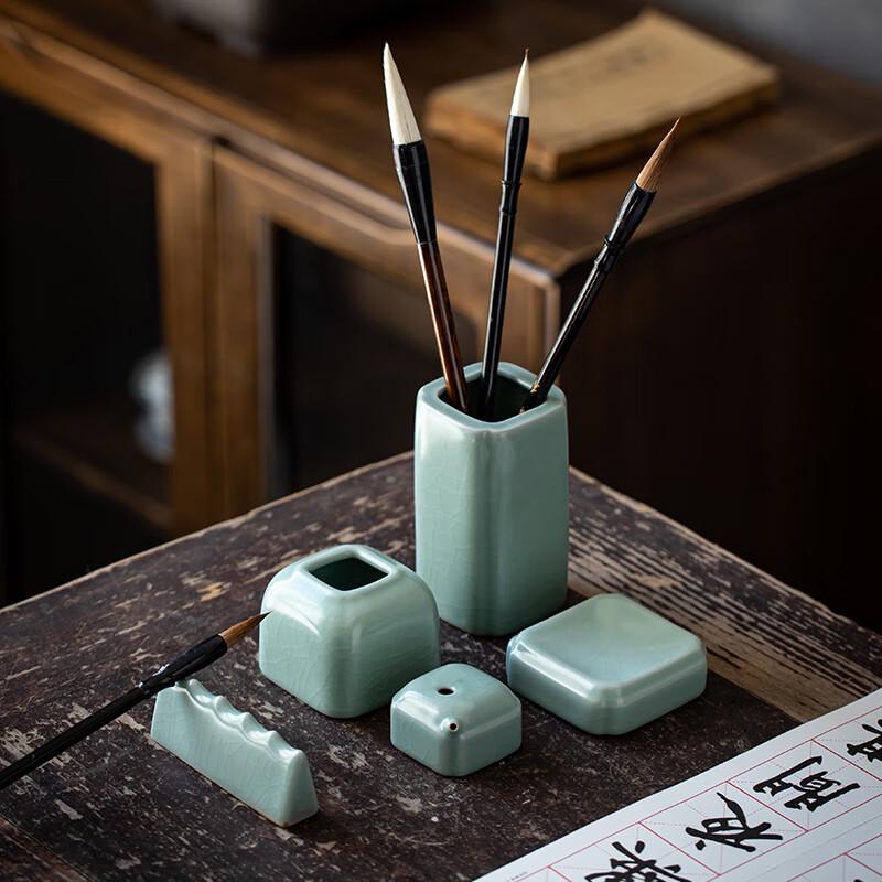 

Набор для традиционной каллиграфии Жу Шань Мин