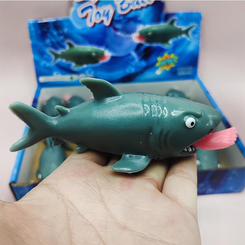 Grappige Mensetende Haai Squishy Pop-out Voeten Knijpspeeltje Realistisch Prank Nieuwigheid Stressverlichter Speelgoed voor Kinderen black