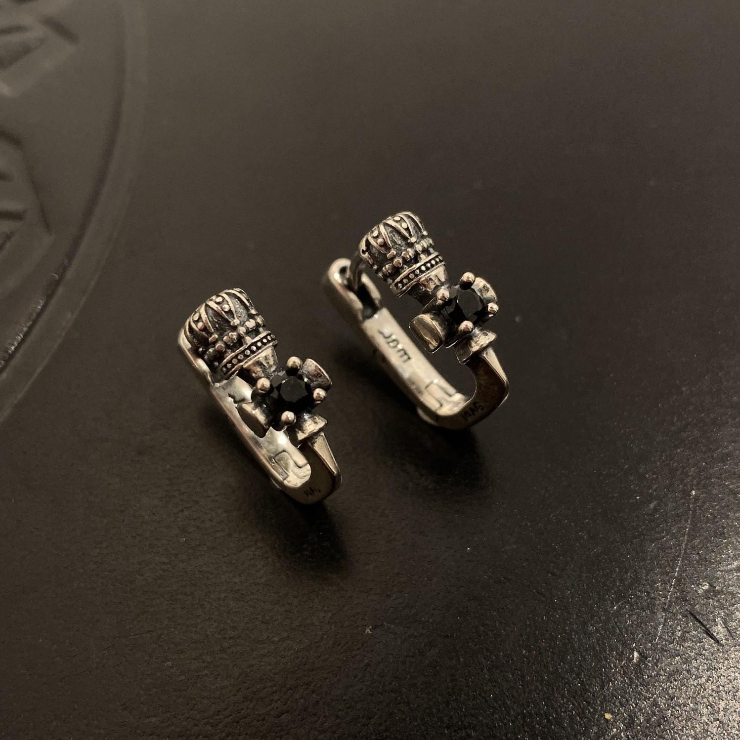 

Винтажные уникальные дизайнерские серьги с короной изумрудно-черного циркона, женские серьги, маленькие роскошные и высококачественные серьги