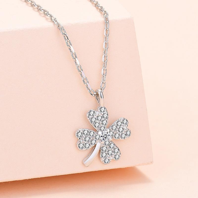 Four-leaf clover necklace, women's tide lucky grass, zircon pendant, collarbone chain jewelry.