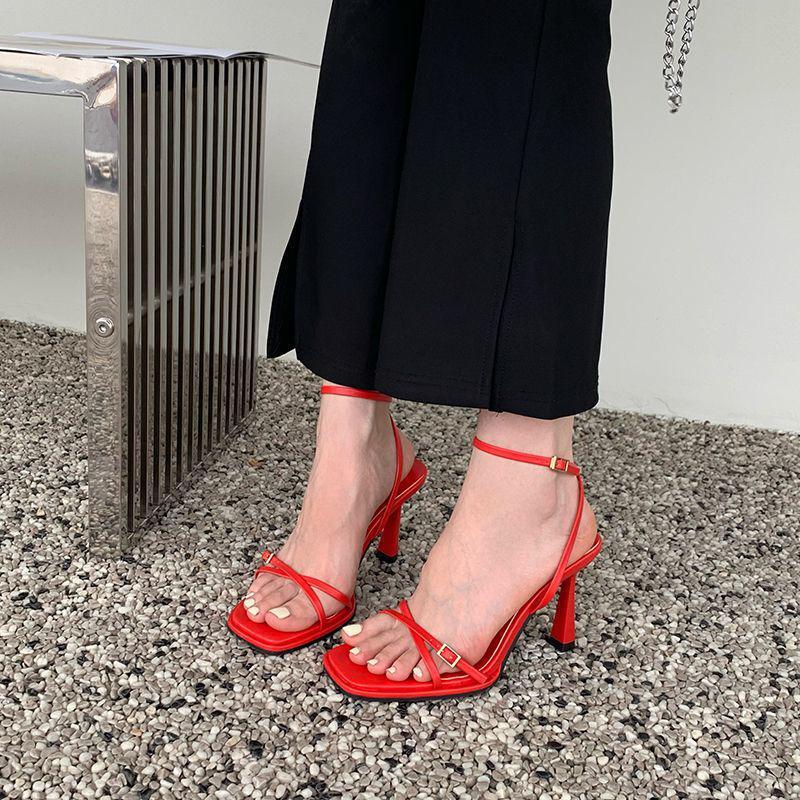 [New Products In Summer] Fashion Thin-strapped High-heeled Sandals European and American Style Square-heeled Mid-heeled Buckle Open-toed Women's Shoes