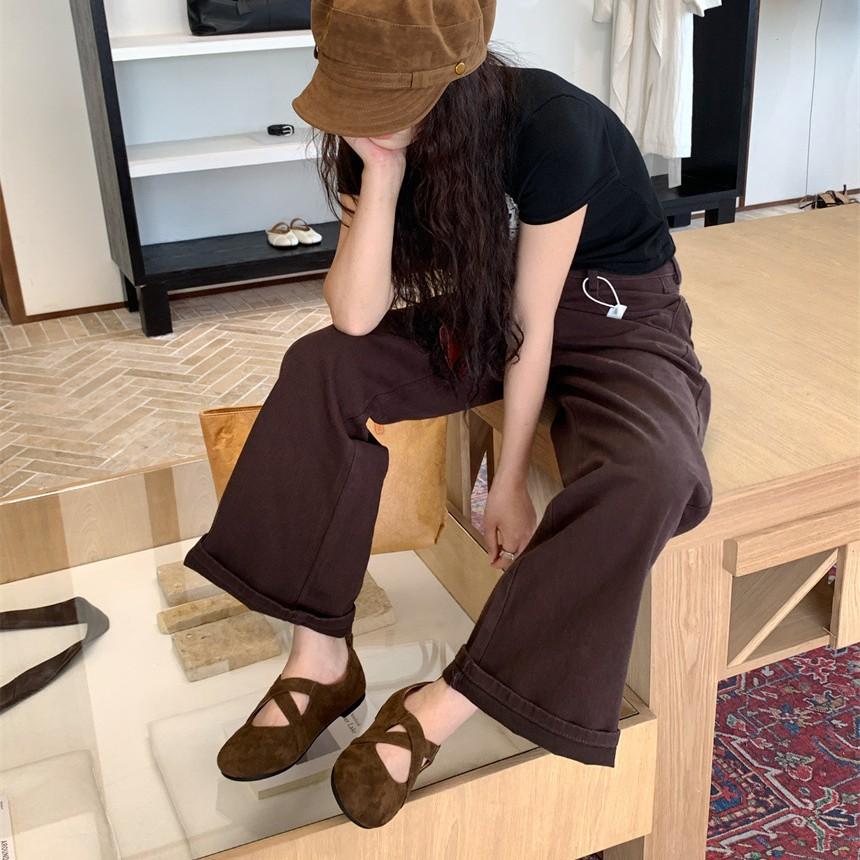 Round Head Matte Leather Cross Buckle Commuter Work Shoes Retro Flat Bottom Shallow Mouth Single Shoes Fashionable Versatile Mary Jane Shoes