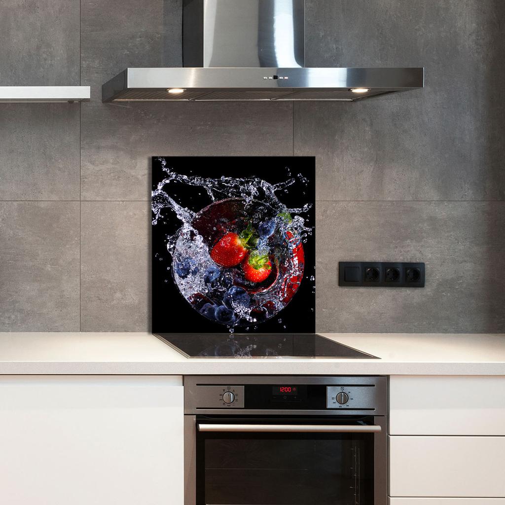 PANEL SZKLANY DO KUCHNI 60x65 Truskawki