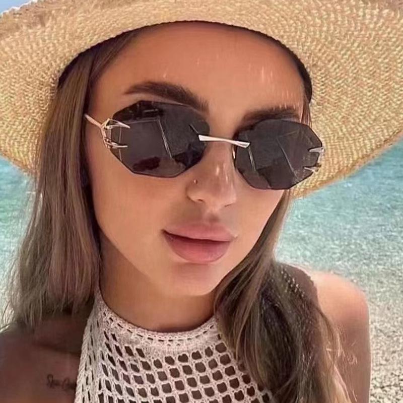 New Women Sunglasses Fun Octagonal Trend Personalized Shades Fashion Retro Frameless Versatile Sunshade Sun Glasses