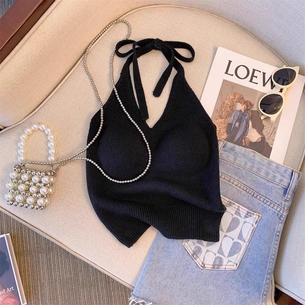 Retro Hong Kong Style Halterneck Camisole: Women's Summer Dopamine Look – Sleeveless, Backless Hot Girl Top