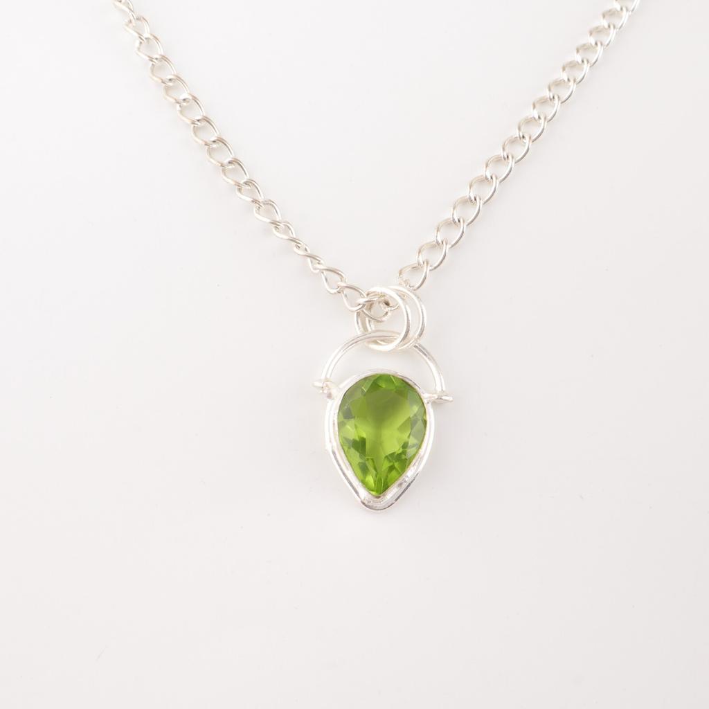 Fasetterad Peridot Ädelsten 925 Massivt Silver Smycken Handgjord Hänge Nyårspresent PP-56-6