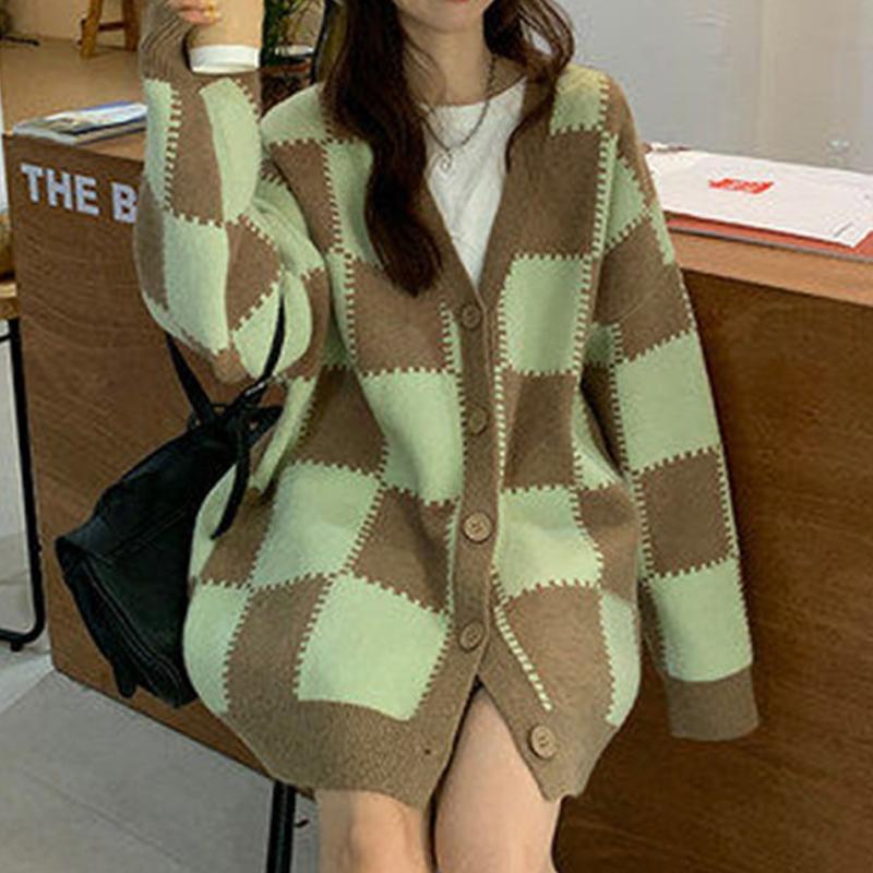 Fashion V-neck Plaid Women Cardigan Sweaters Loose Korean Fashion Checkerboard Casual Jackets Autumn Long Sleeved Elegant Knitted Sweaters Coats