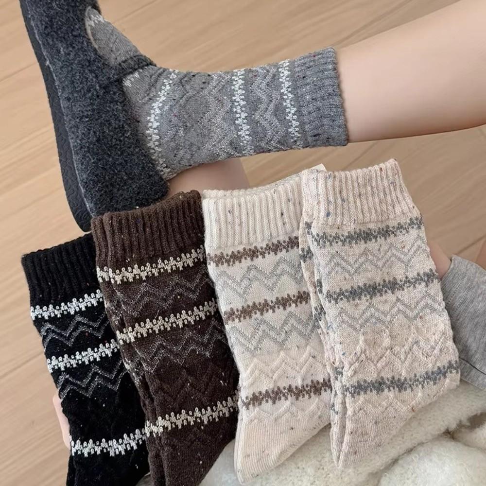 Chaussettes rayées mi-mollet Chaussettes longues chaudes Nouvelles chaussettes pour femmes Automne Hiver