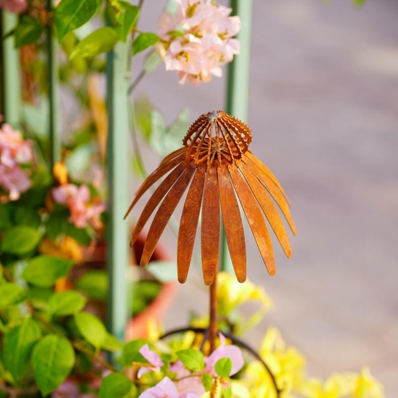 Rusty Echinacea Garden Art Stake Iron Plant Sculpture Weather Resistant Outdoor Decoration for Flower Beds Lawn